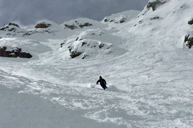 Off piste skier. Ski Coaching & Instruction